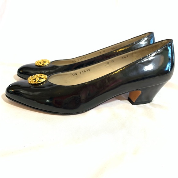 Salvatore Ferragamo Shoes - Ferragamo Black Patent Leather Shoes